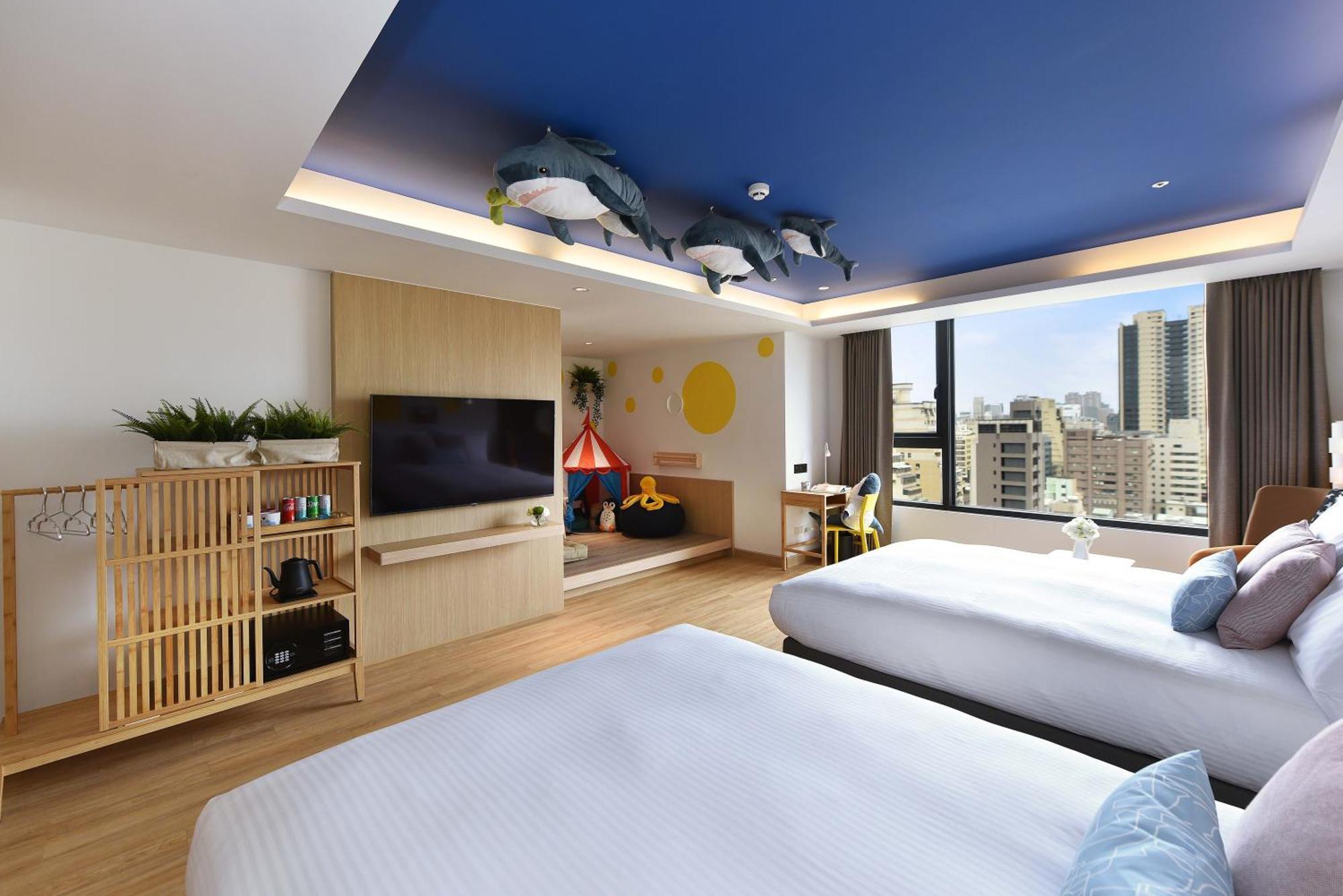 Fullon Poshtel - Kaohsiung Hotel Exterior photo
